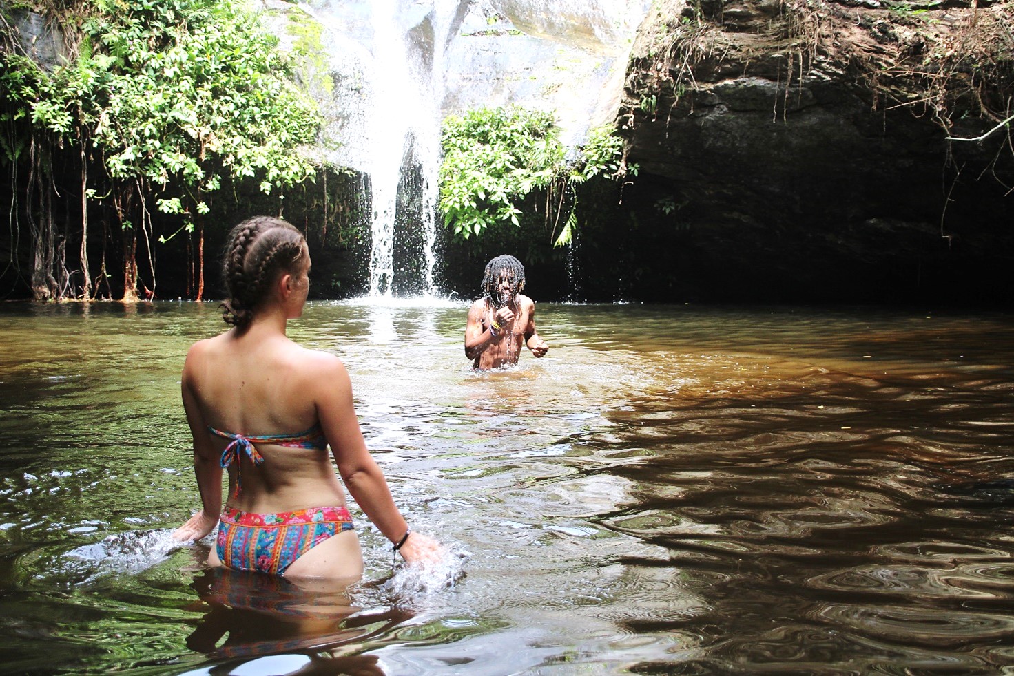 Baignade dans les cascades du Togo Ghana et Bénin